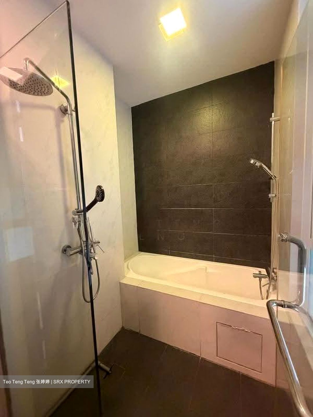 Wak Hassan Drive (D27), Semi-Detached #635506971